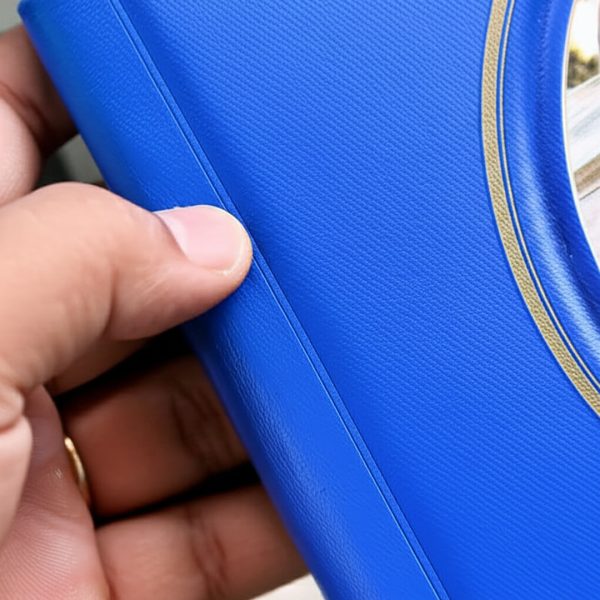 Photo album sleeve pockets holding polaroid and borderless prints - Memoriffy